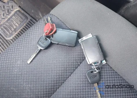 2015 Chevrolet Silverado 1500 2Lt из США, поврежденный, VIN 1GCUKREC2FF203769